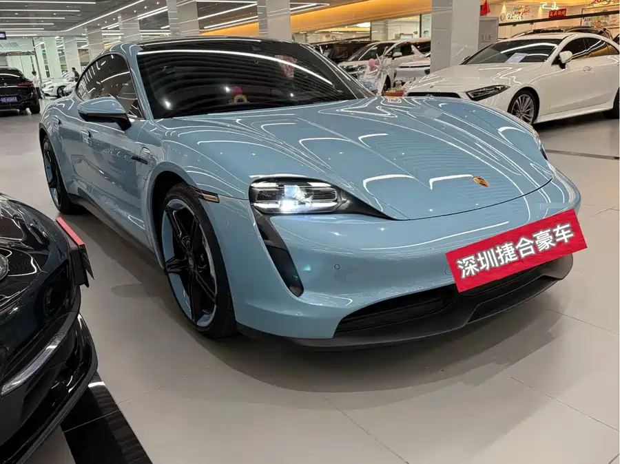 Porsche Taycan