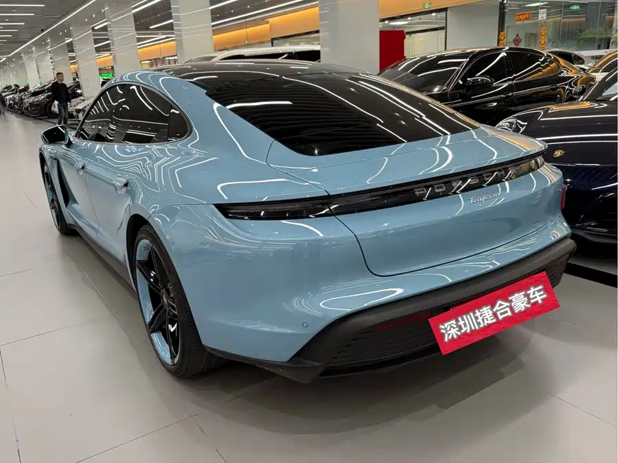 Porsche Taycan