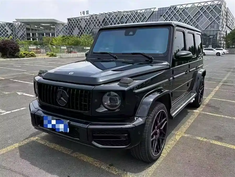 Mercedes Benz G-rated