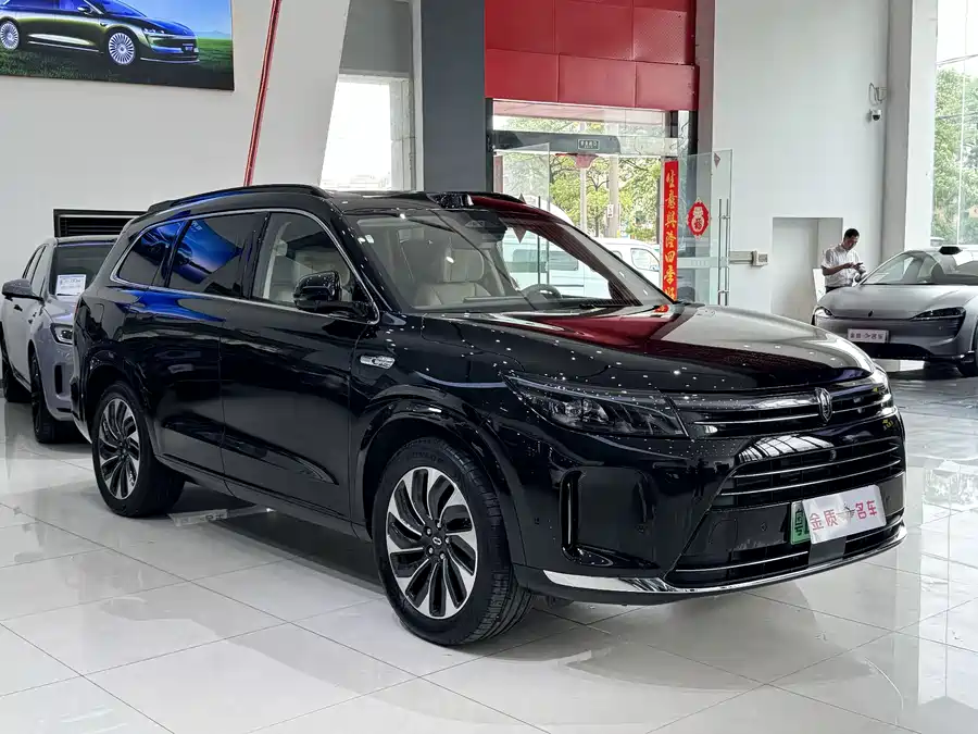 AITO Wenjie M7