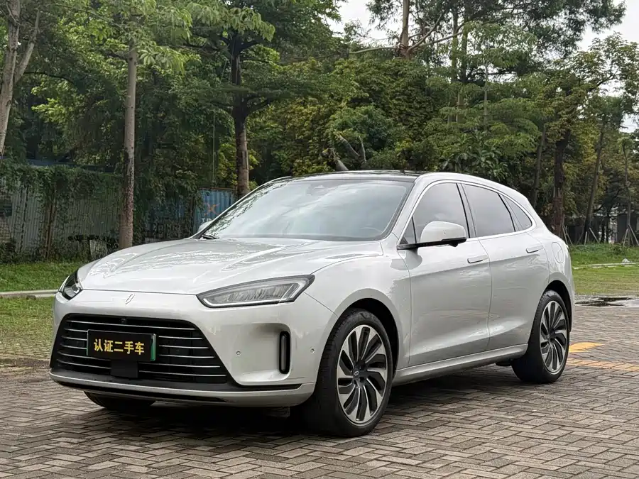 AITO Wenjie M5