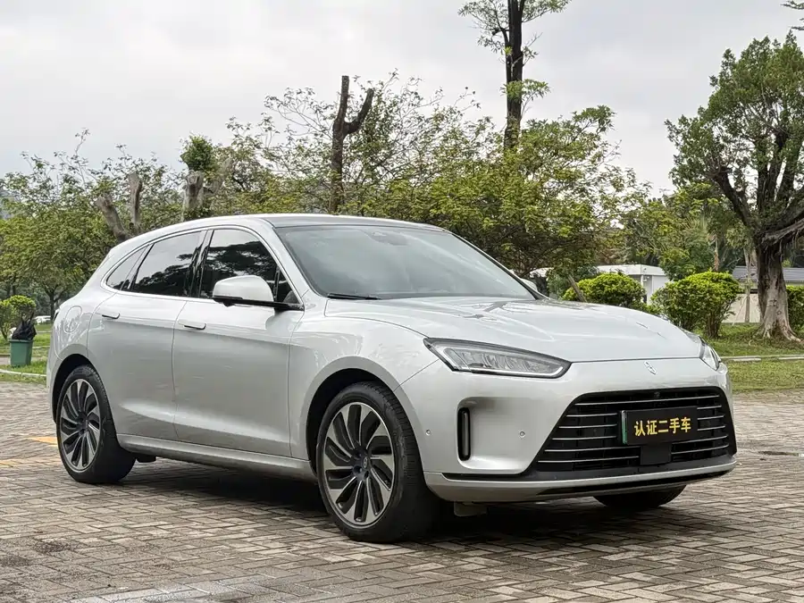 AITO Wenjie M5