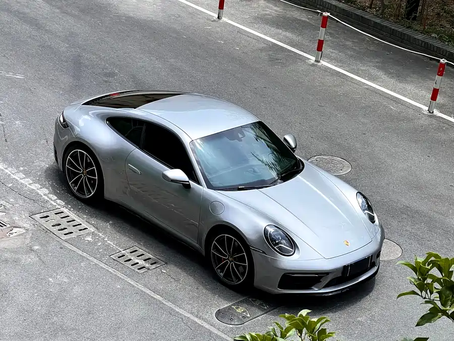 Porsche 911