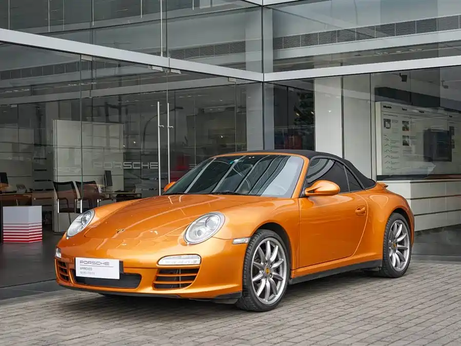 Porsche 911