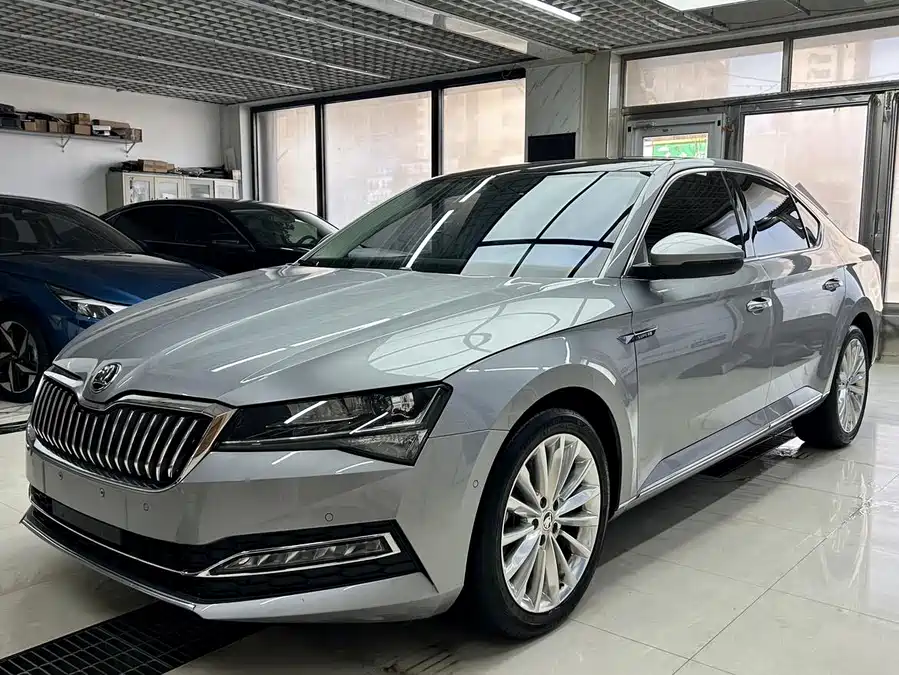 Skoda SuperB