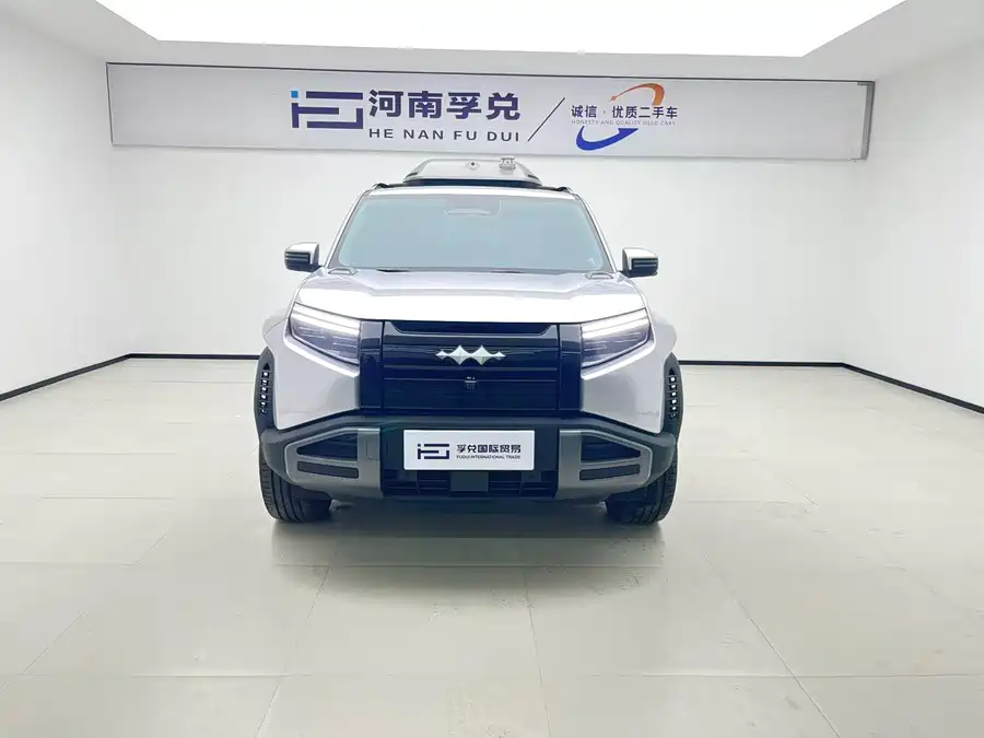 BYD Leopard Titanium 3
