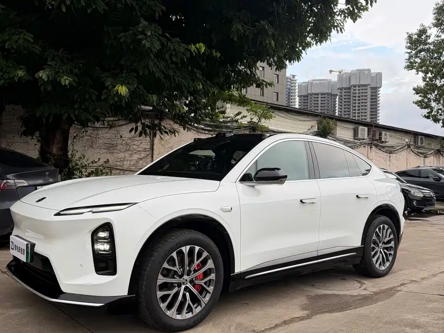 NIO EC6