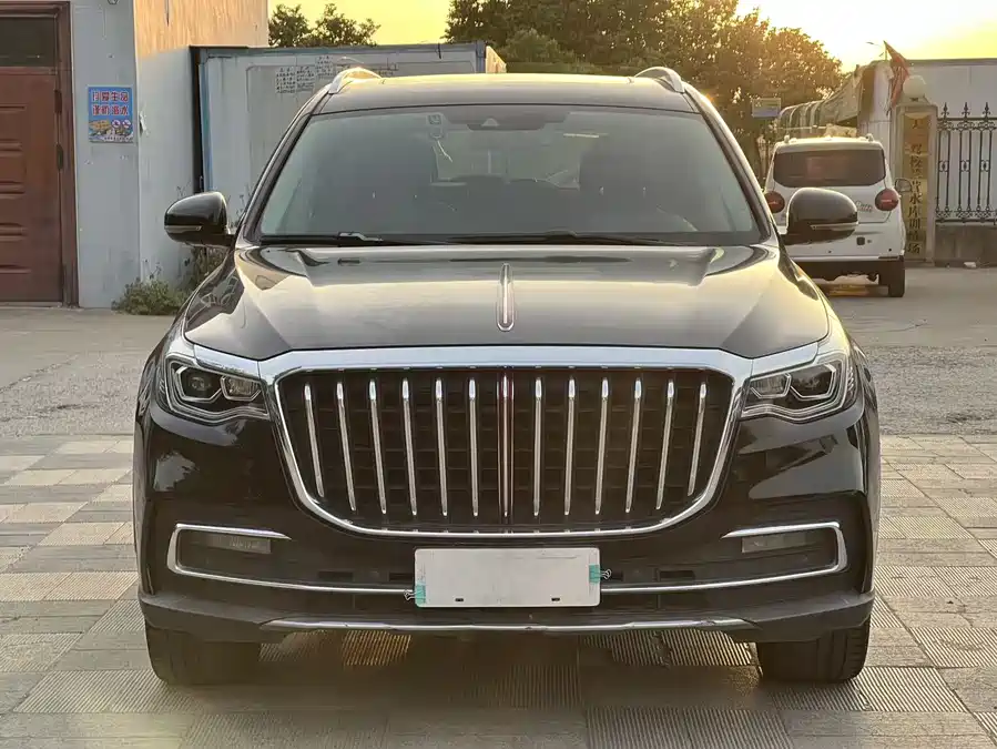 Hongqi HS7