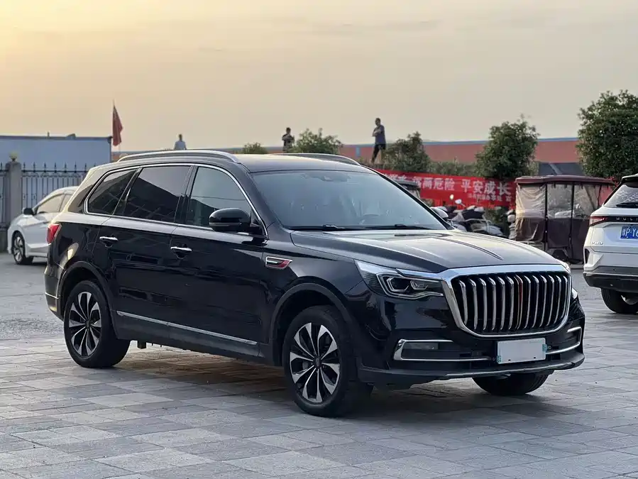 Hongqi HS7