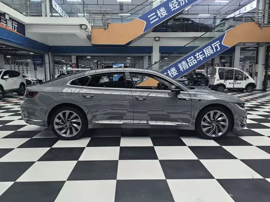 Volkswagen FAW- CC
