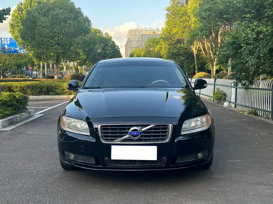 Volvo S80L