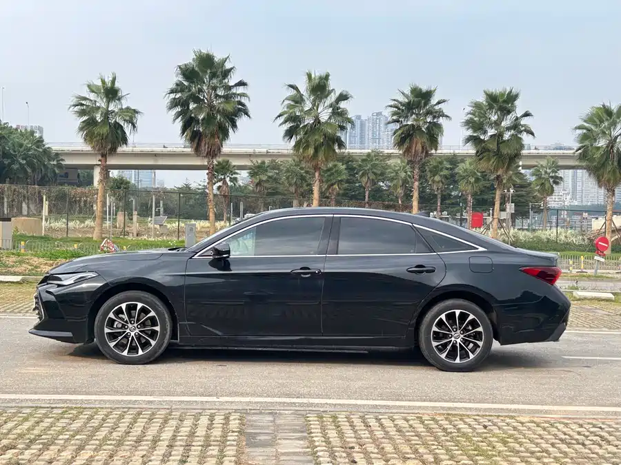 Toyota Avalon