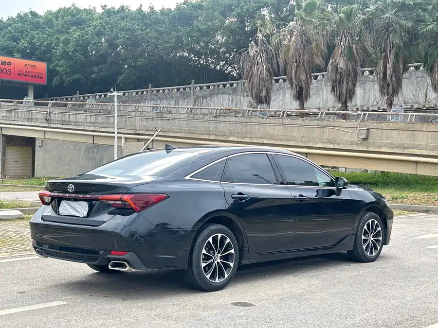 Toyota Avalon