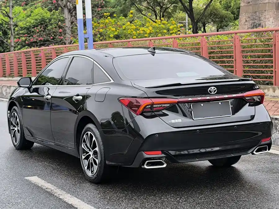 Toyota Avalon