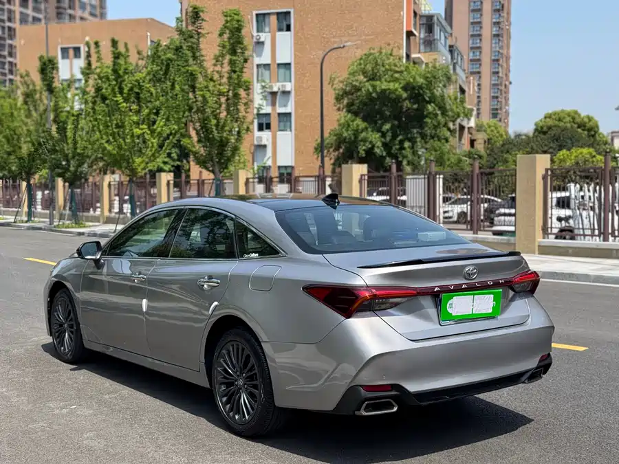 Toyota Avalon