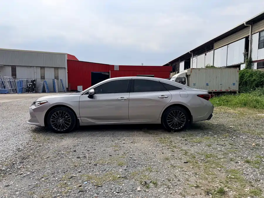 Toyota Avalon