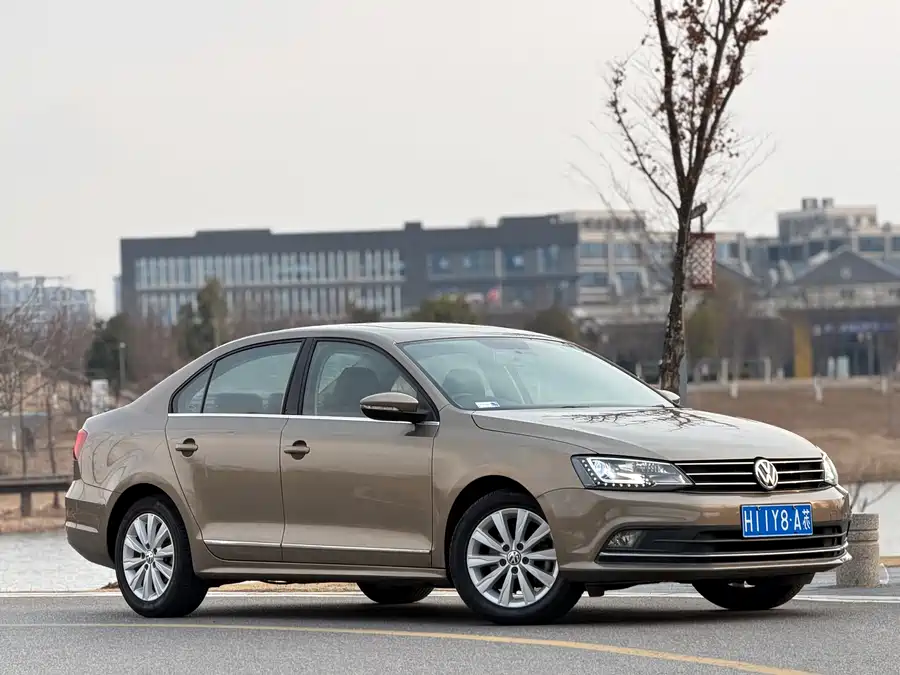 Volkswagen Sagitar