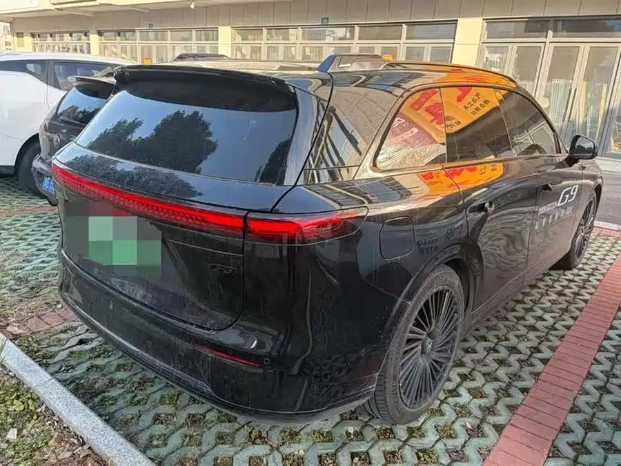 Xpeng G9