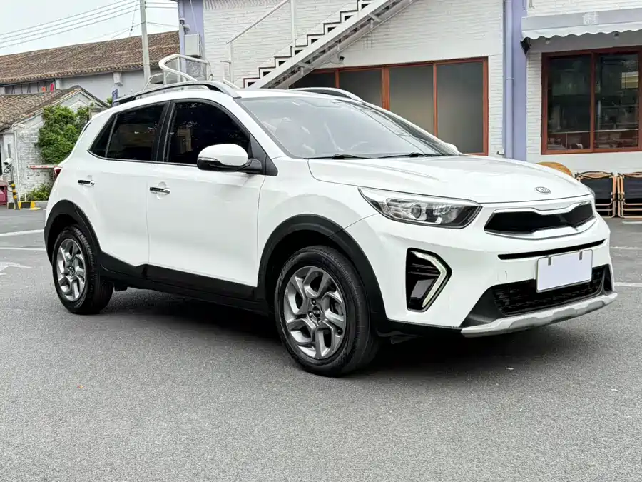 Kia Yipao