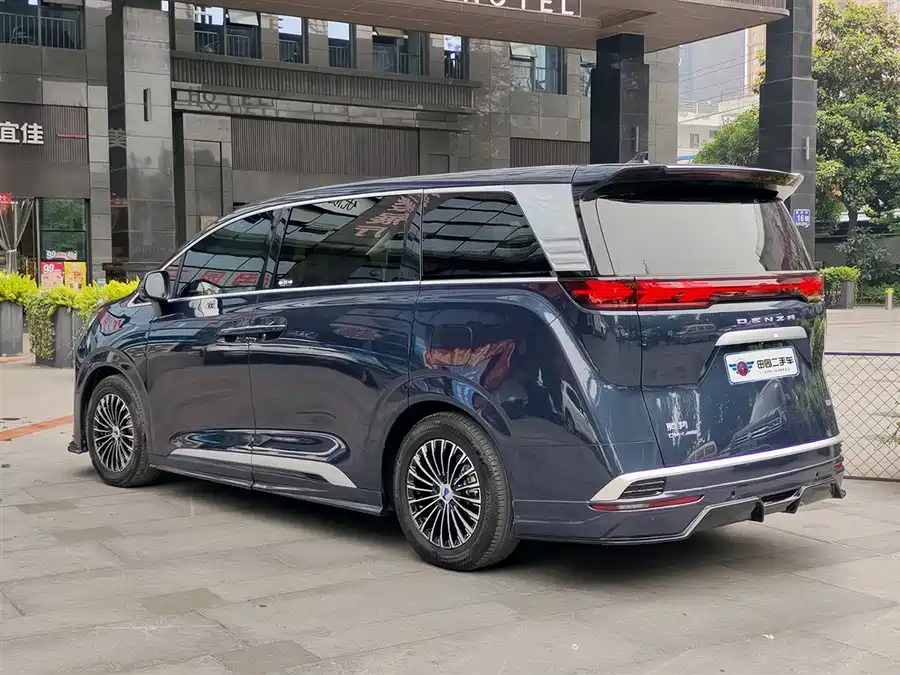 BYD D9