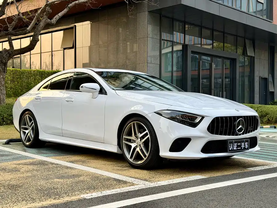 Mercedes Benz CLS