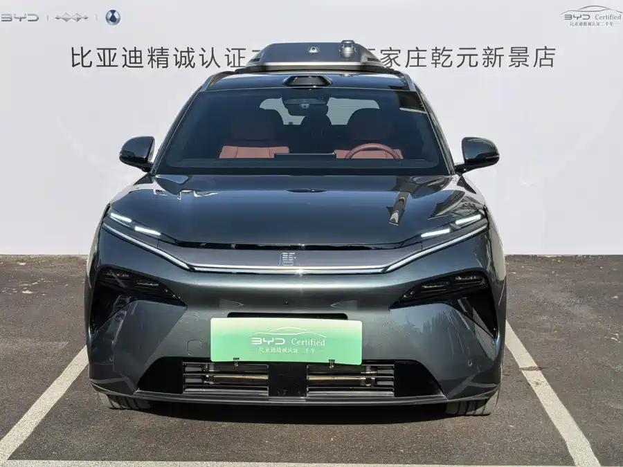 BYD Tang L