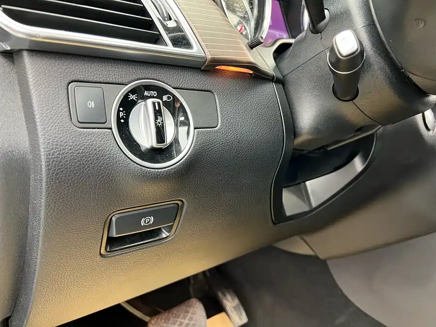 Mercedes Benz GLE (Imported)