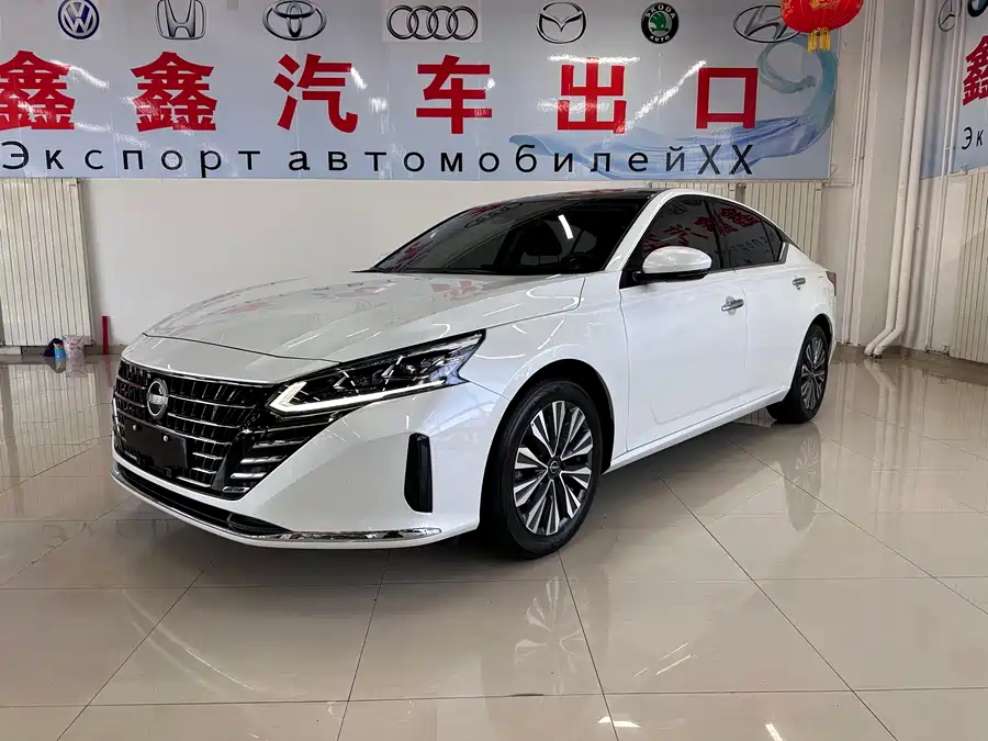 Nissan Teana