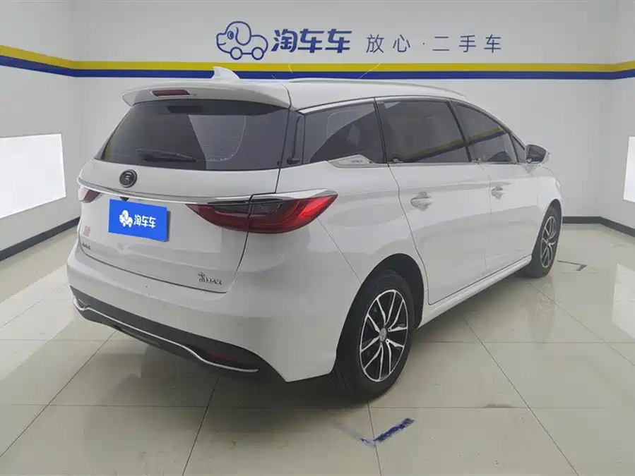 BYD Song MAX