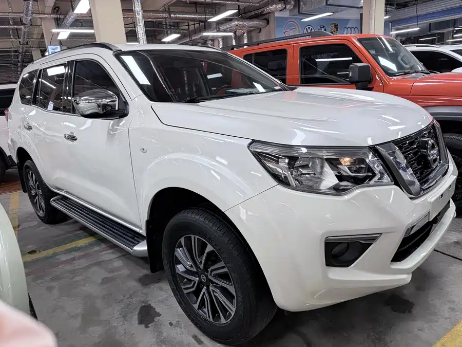 Nissan Terra