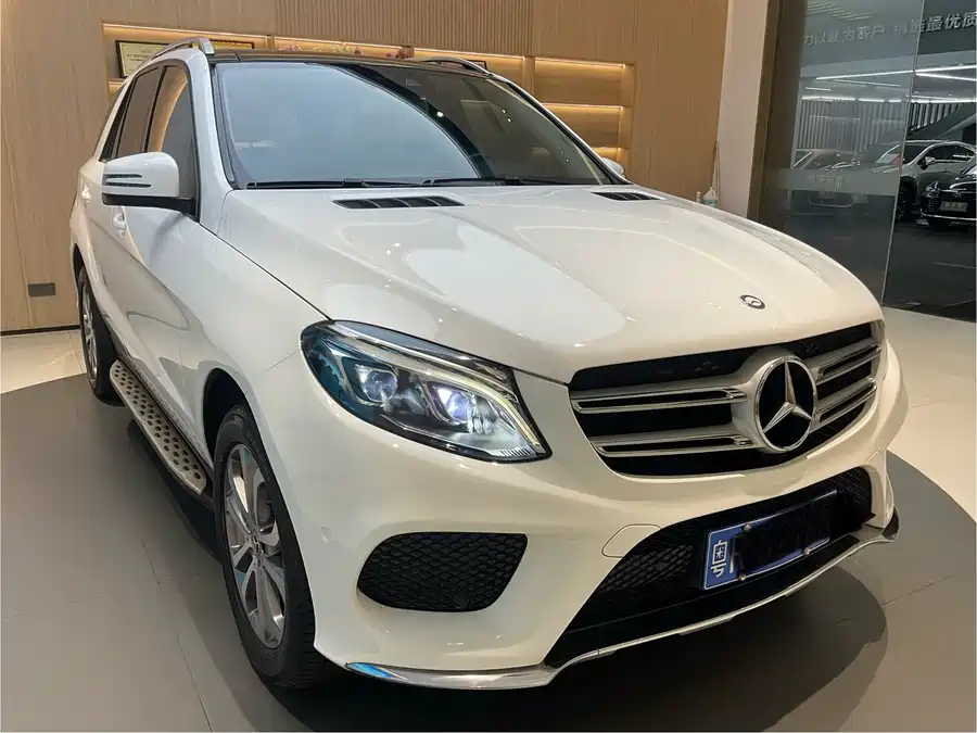 Mercedes Benz GLE (Imported)