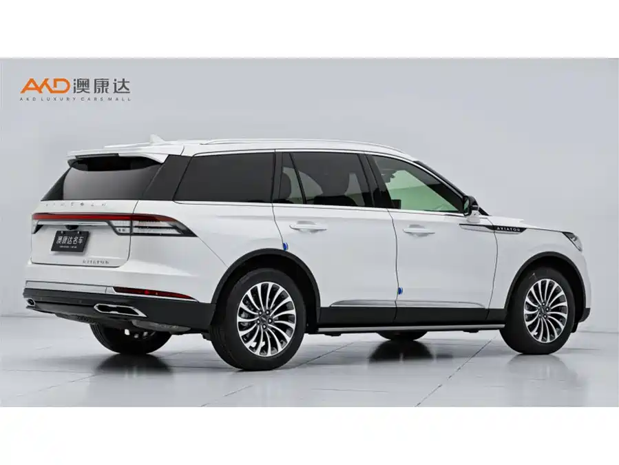 Lincoln Aviator