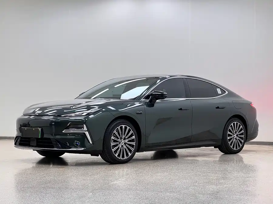 Geely Galaxy Star 8