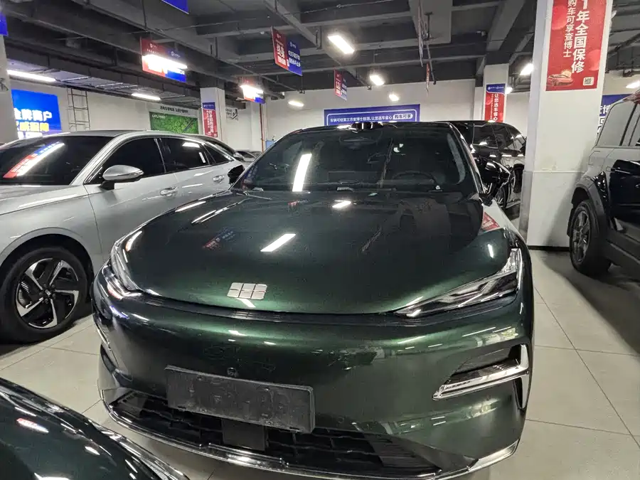 Geely Galaxy Star 8