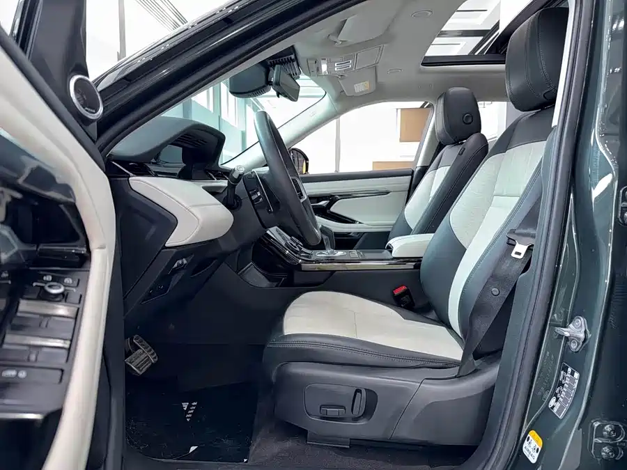Land Rover Range Rover Aurora
