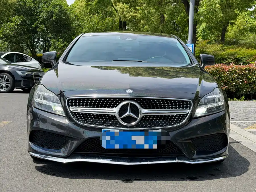Mercedes Benz CLS