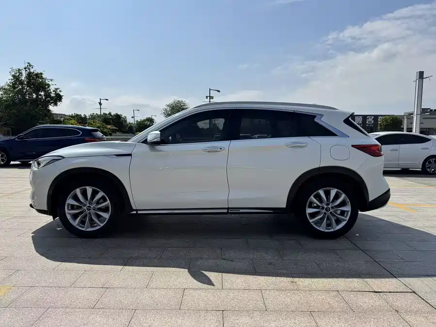 Infiniti QX50