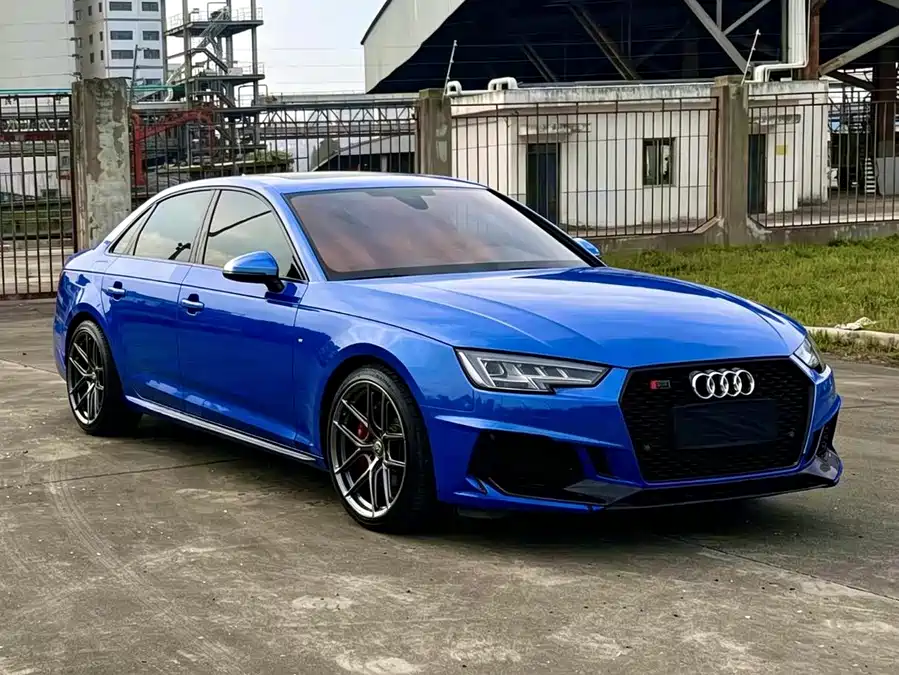 Audi S4