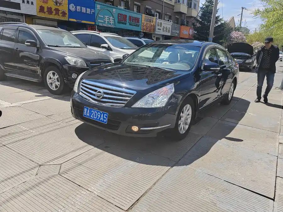Nissan Teana