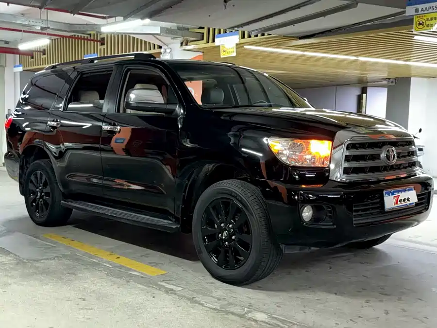 Toyota Sequoia