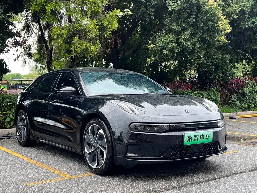 Zeekr 001