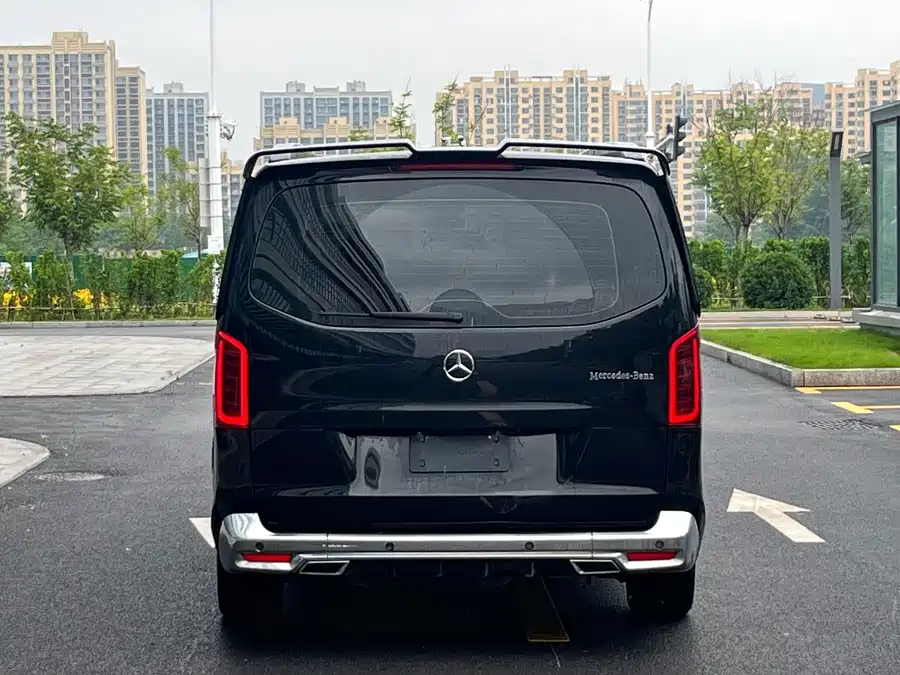 Mercedes Benz Vito
