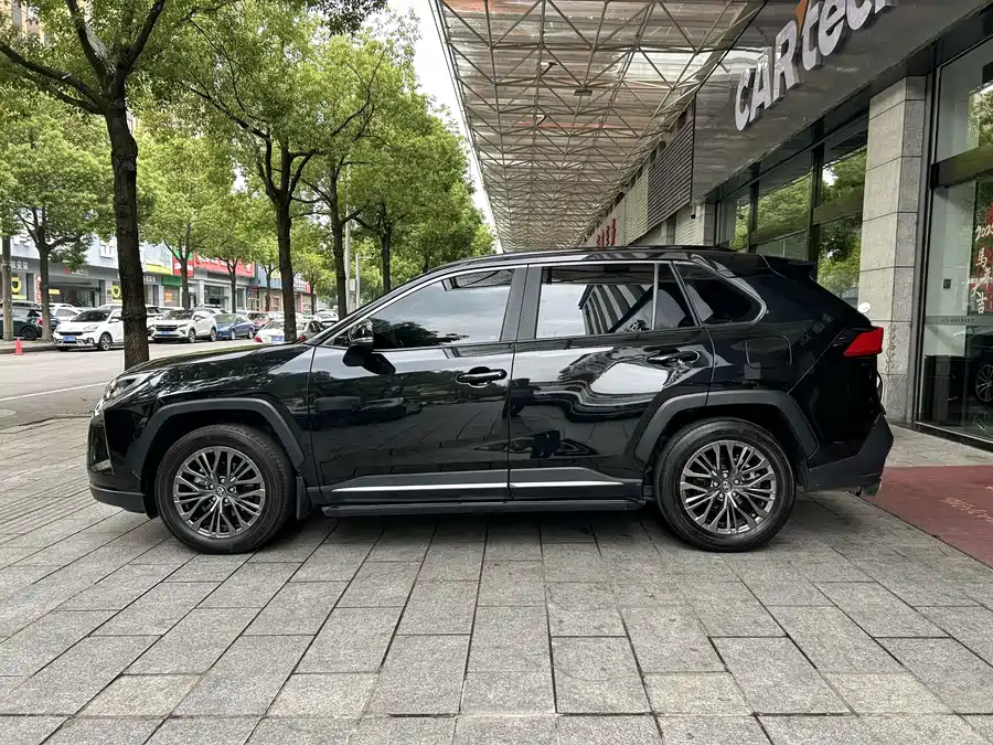 Toyota Wildlander