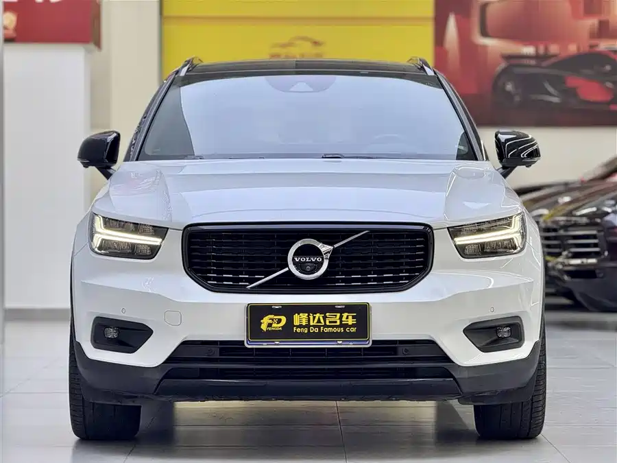 Volvo XC40