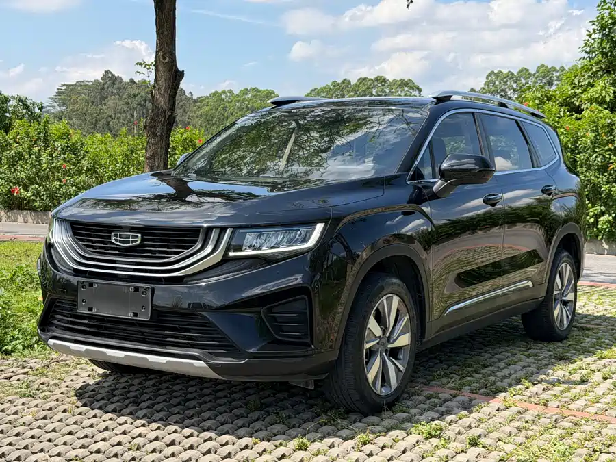 Geely Okavango