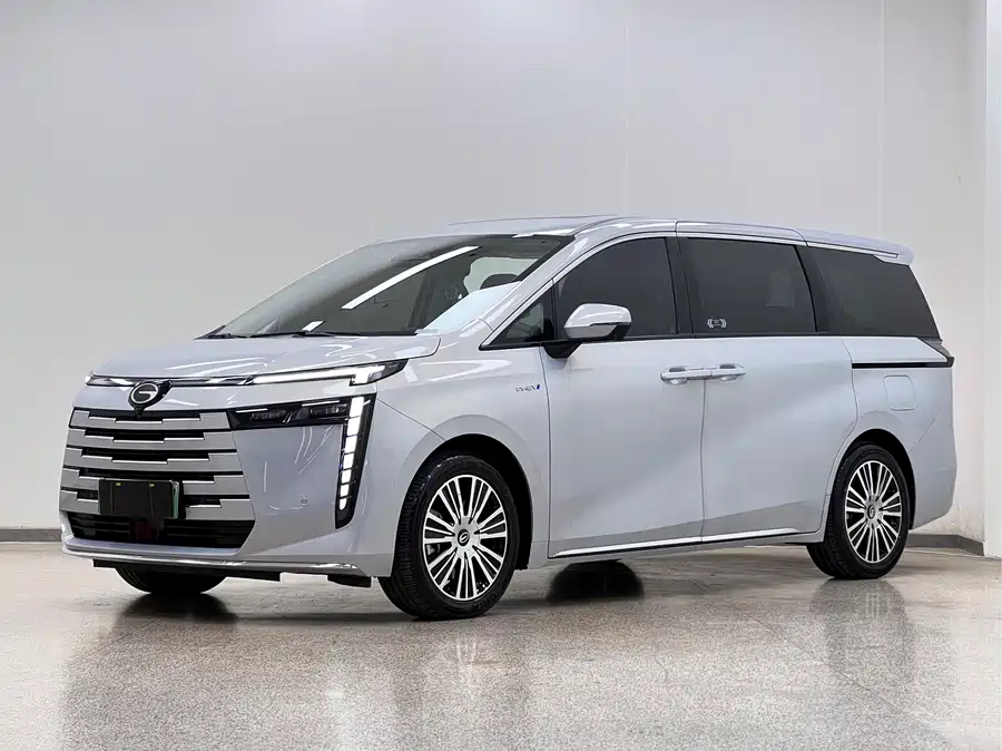 GAC Trumpchi E8 PHEV