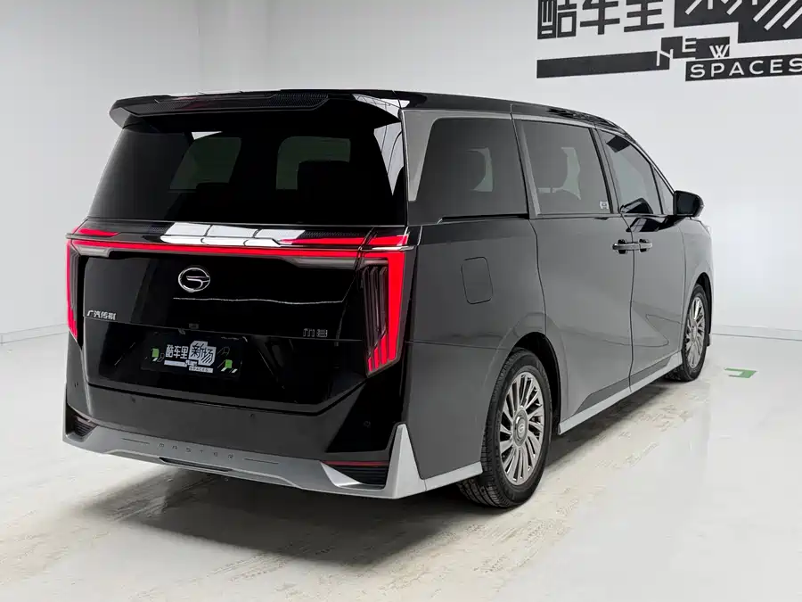 GAC Trumpchi M8