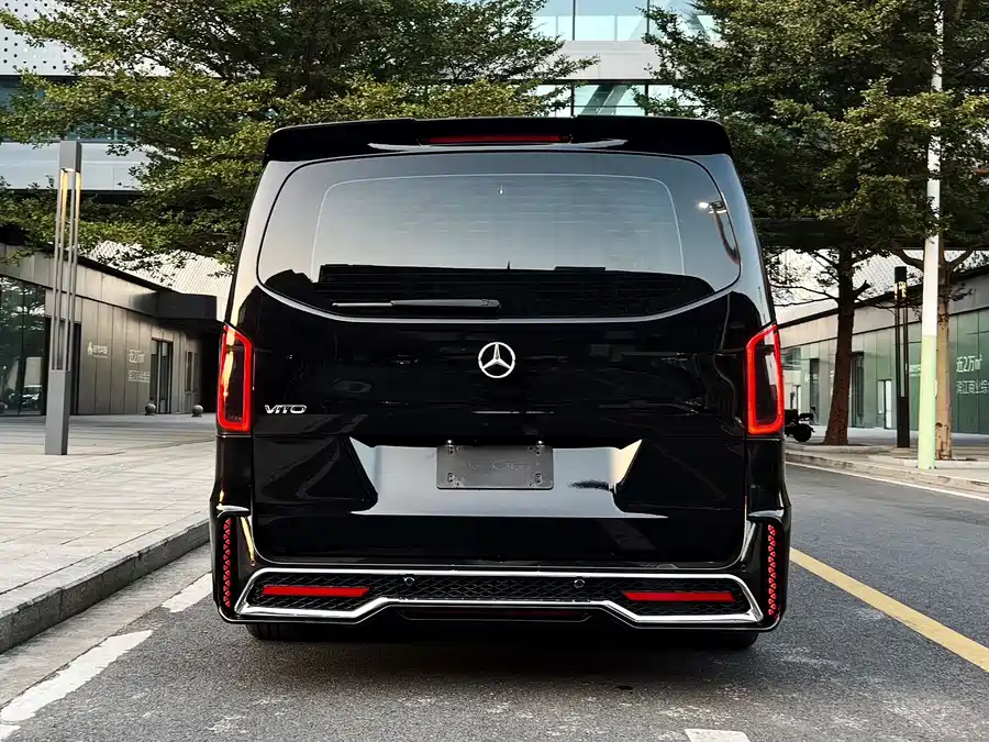 Mercedes Benz Vito