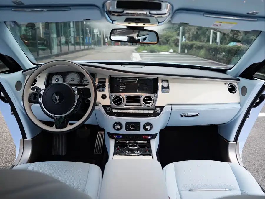 Rolls-Royce Phantom