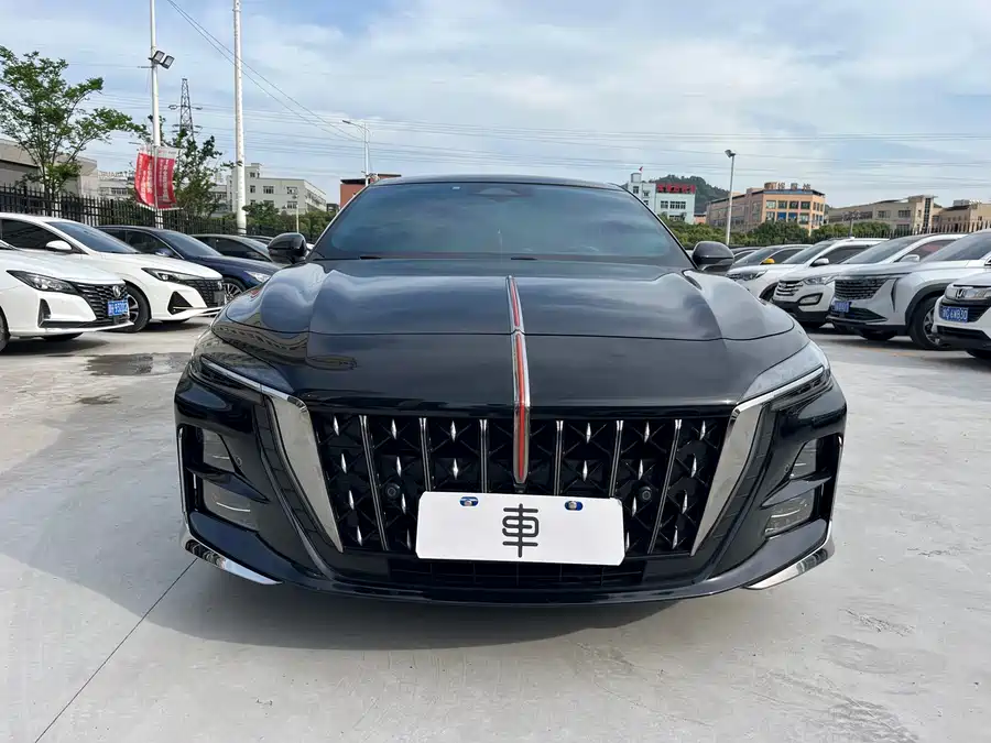 Hongqi H6